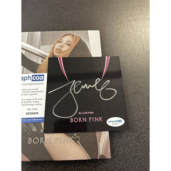 SIGNED JENNIE Blackpink - Born Pink CD Insert Autographed COA ACOA Cert #SC20229 - Picture 2 of 2